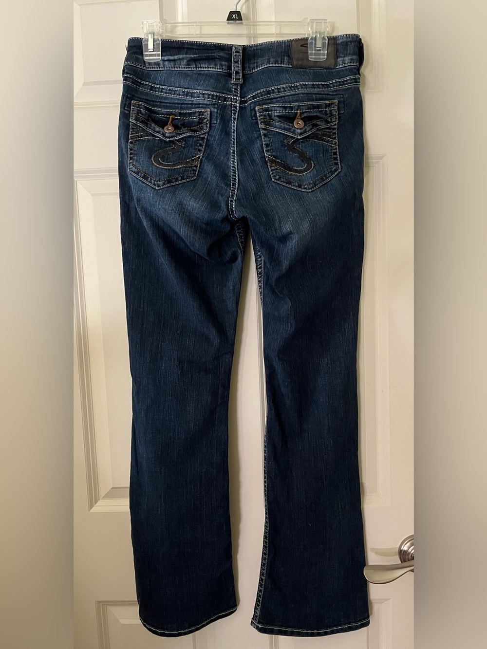 Silver Jeans Suki Mid Bootcut Dark Wash
Denim Jeans Size 29 / 31 Y2K Style curvy